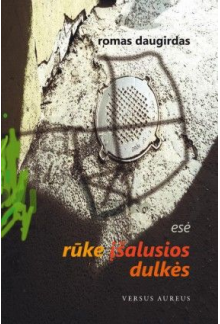 Rūke įšalusios dulkės - Humanitas