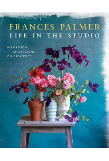 Life in the Studio - Humanitas