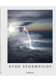 Pictures by the Stormpilo - Humanitas