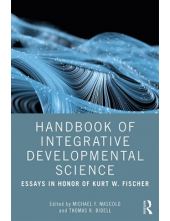Handbook of Integrative Develo pmental Science - Humanitas