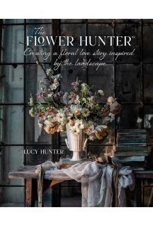 The Flower Hunter: Creating a Floral Love Story Inspired by the Landscape - Humanitas