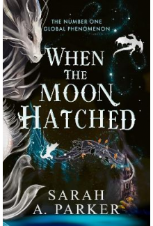 When the Moon Hatched Book 1 The Moonfall Series - Humanitas