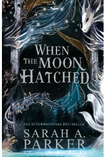 When the Moon Hatched. Moonfall Series 1 - Humanitas
