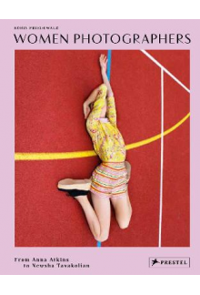 Women Photographers - Humanitas
